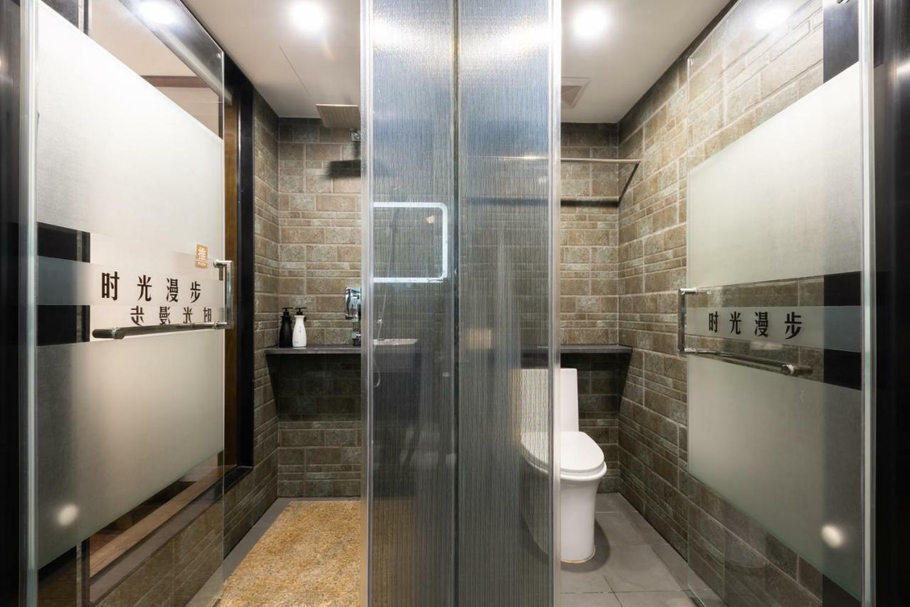 Nostalgia Hotel Near Tianjin Polar Ocean Word- Tianjin Fonte Joy World, 10 Minutes Drive Away From Tianjin Tanggu High-Speed Railway Station, Free Ice-Cream, Mineral Water, Snacks And Laundry Service, English Communication Well Luaran gambar