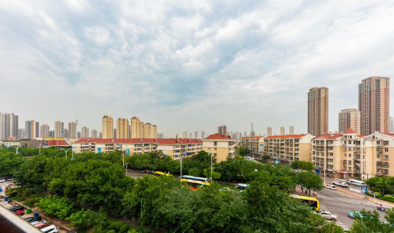 Nostalgia Hotel Near Tianjin Polar Ocean Word- Tianjin Fonte Joy World, 10 Minutes Drive Away From Tianjin Tanggu High-Speed Railway Station, Free Ice-Cream, Mineral Water, Snacks And Laundry Service, English Communication Well Luaran gambar